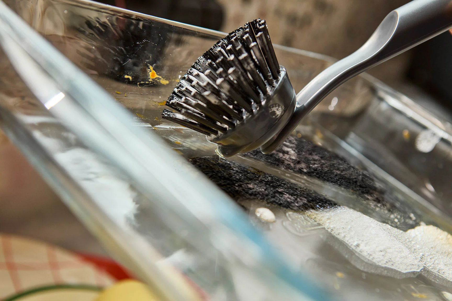 SinkTech™ Washing Up Brush with Replacement Head - Image 4