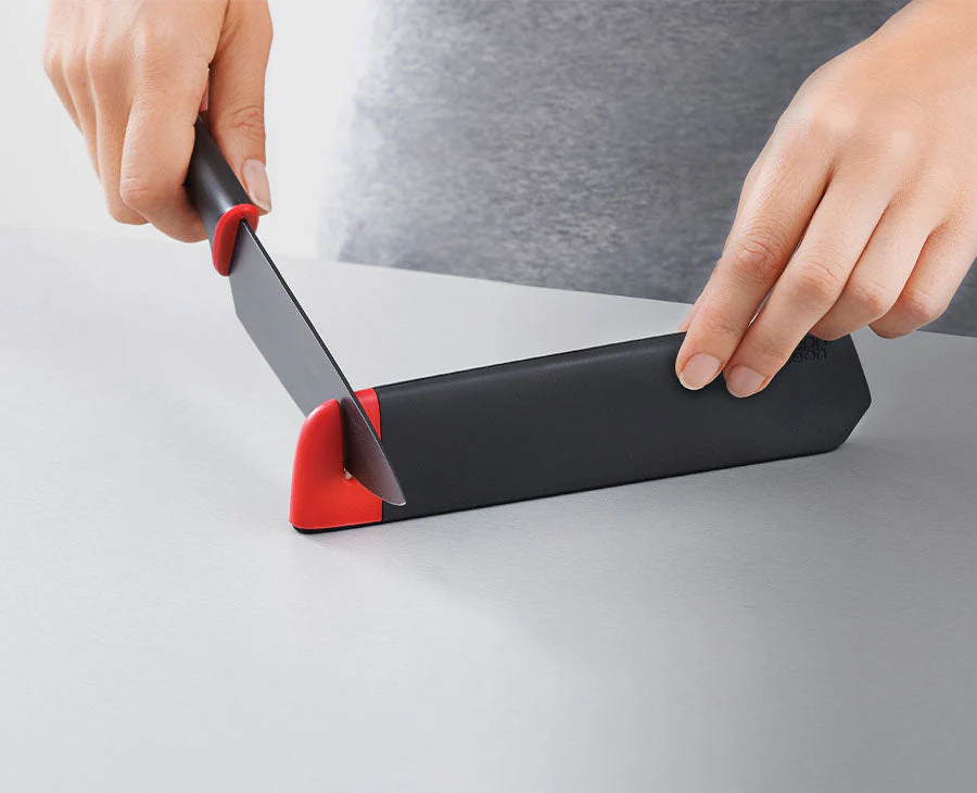 Slice&Sharpen™ Set of 2 Knives with Sharpening Sheaths - Image 2