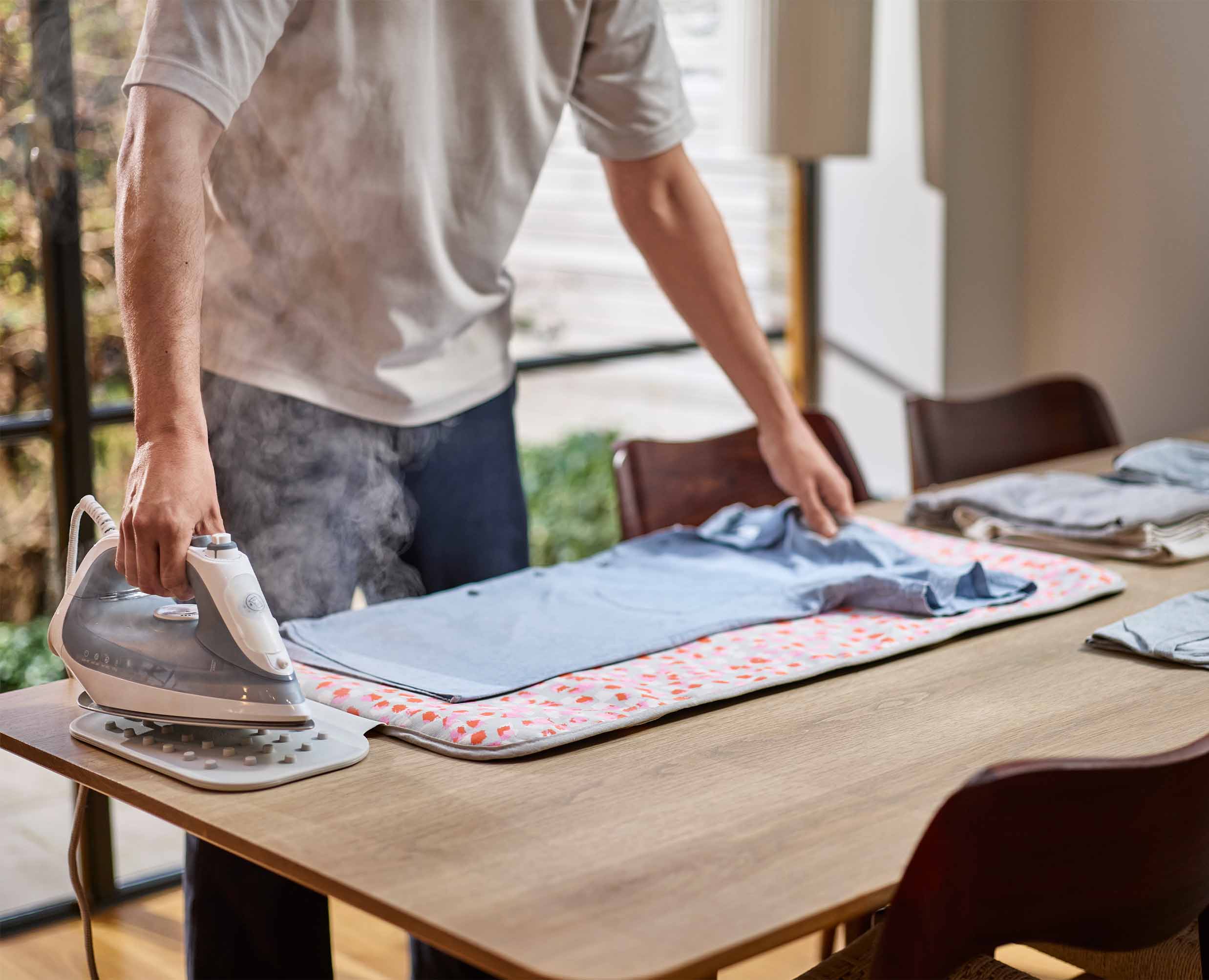 Swift™ Table-top Peach Ironing Mat - Image 3